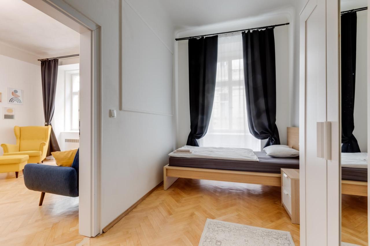 Lovely Apartments Heart Of Praga Exterior foto